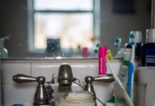 Top Vegan Skincare Brands That Are Actually Effective (2025 Edition) The Messy Truth of Snail Mucin & Hyaluronic Acid Skincare